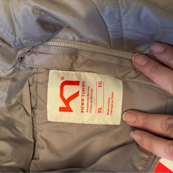 Kari Traa Sanne PrimaLoft® Jacket - Insulated size large - Picture 12 of 12